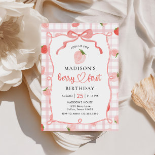 Invitación Berry First Strawberry Pink Gingham 1er cumpleaños