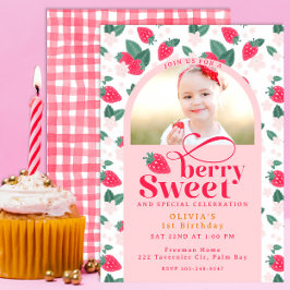 Invitación Berry Sweet First Birthday Photo Invitation