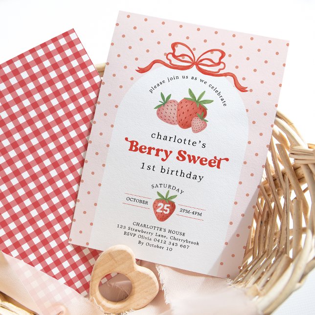Invitación Berry Sweet Strawberry Red Bow Primer cumpleaños (Subido por el creador)