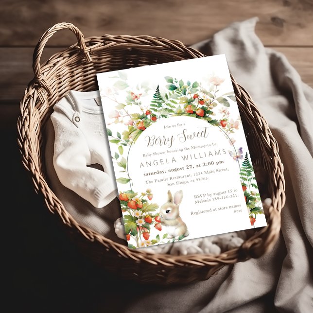 Invitación Berry Sweet Woodland Baby Shower Strawberry (Subido por el creador)