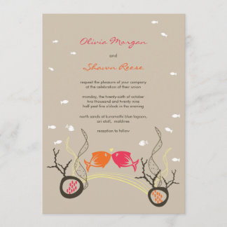 Invitación Besando peces Corals Beach Whimsical Cute Boda
