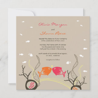 Invitación Besando peces Corals Beach Whimsical Cute Boda