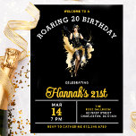 Invitación Bienvenidos a un Roaring 20 21º Fiesta de cumpleañ<br><div class="desc">La invitación a la fiesta de cumpleaños moda Roaring 20 incluye un chica flapper bailando en el centro. La llamativa combinación de colores negro,  dorado y blanco seguramente generará emoción cuando los huéspedes reciban su invitación.</div>