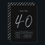 Invitación Big Forty | Silver y Black 40th Birthday Fiesta<br><div class="desc">Celebra tu día especial con esta sencilla y elegante invitación a la fiesta de cumpleaños número 40. Este diseño presenta un guión de broche "The Big 40" con un diseño limpio en una combinación de color negro y plata. Hay más diseños y suministros de fiesta disponibles en mi tienda BaraBomDesign....</div>