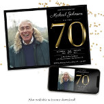 Invitación Black 70th Birthday Gold Textos Clásicos Foto mode<br><div class="desc">Invitación a la fotografía moderna del Black 70th Birthday Gold Textos de color. Una invitación de cumpleaños sencilla pero elegante con un hito de año de nacimiento en un sólido efecto de texto dorado! Se trata de una plantilla editable que podría utilizarse tanto para hombres como para mujeres. Contáctame si...</div>