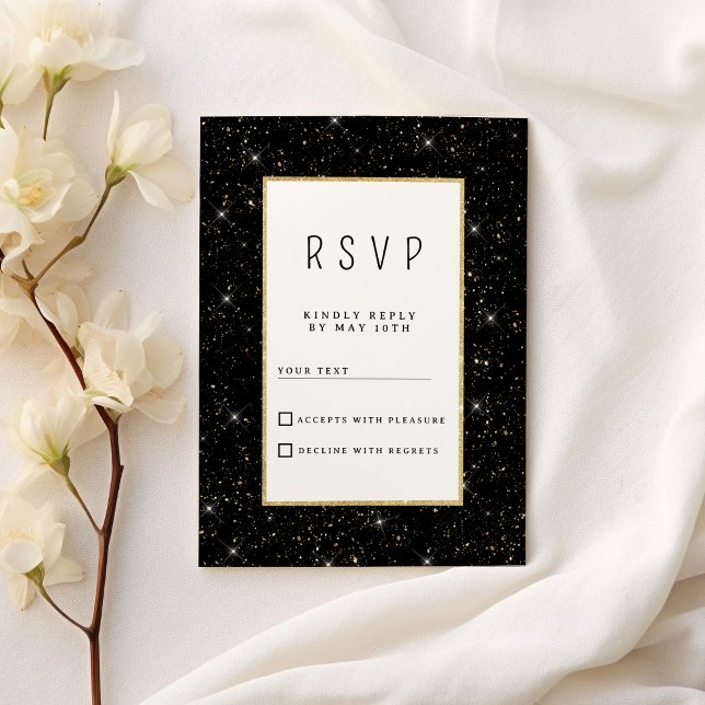 Invitación Black and gold sparkly glitter confetti RSVP (Black and gold sparkly glitter confetti RSVP )