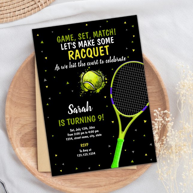 Invitación Black Background Tennis Birthday Invitations (Black Background Tennis Birthday Invitations)