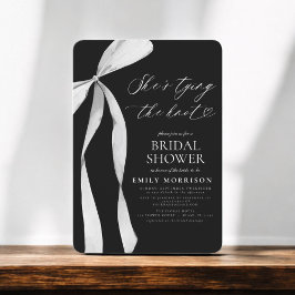 Invitación Black Bow está atando la ducha nupcial