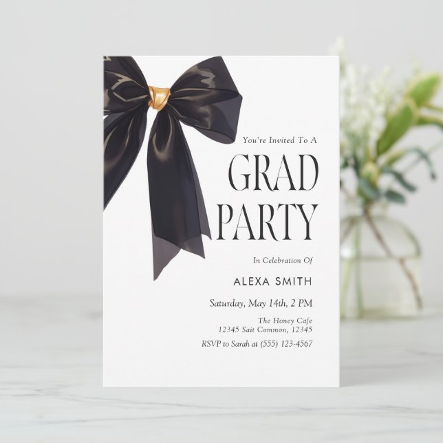 Invitación Black Gold Graduation Elegant Bow Luxury (Anverso de pie)