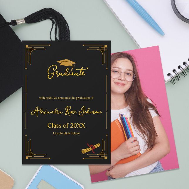 Invitación Black Gold High School Graduate Photo Announcement (Black & Gold High School Graduation Announcement with Photo | Elegant Graduate Card)