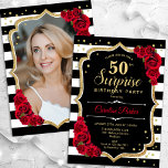 Invitación Black Gold Red Photo Surprise 50 cumpleaños<br><div class="desc">Elegante invitación de 50 años de floral con tu foto en la parte trasera de la tarjeta. Diseño rojo blanco y negro de cristal con oro falso purpurina. Presenta rayas negras y blancas, rosas rojas, fuente de escritura y confeti. Perfecto para un elegante fiesta de celebración de cumpleaños sorpresa para...</div>