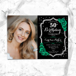 Invitación Black Silver Emerald Green Photo 50 cumpleaños<br><div class="desc">Elegante invitación floral de 50 años con tu foto. Diseño de color negro y verde esmeralda con una falsa plata purpurina. Incluye rosas verdes, tipo de letra de guión y confeti. Perfecto para un elegante fiesta de celebración de cumpleaños. Personaliza con tus propios detalles. ¡Se puede personalizar para cualquier edad!...</div>