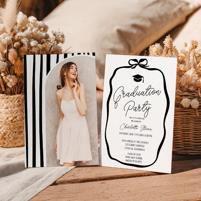 Invitación Black White Coquette Bow photo graduation (Black White Coquette Bow photo graduation Invitation)