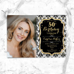 Invitación Black White Damask Gold Photo 50th Birthday<br><div class="desc">Elegante invitación femenina de 50 años con tu foto. Diseño blanco y negro de cristal con oro falso purpurina. Presenta un patrón de damasco en blanco y negro, fuente de guión y confeti. Perfecto para un elegante fiesta de celebración de cumpleaños. Personaliza con tus propios detalles. ¡Se puede personalizar para...</div>