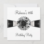 Invitación Black White Flower Bow 18th Birthday Party 2<br><div class="desc">Invitación a la barniz de flores blancas y negras ,  Fiesta de cumpleaños número 18. Personalizar con sus propios detalles.</div>