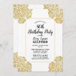 Invitación Blanca | Fiesta de cumpleaños número 80 de Gold Vi<br><div class="desc">A pesar de los días pasados, este vintage patrón de encaje ha cobrado nueva vida con esta rica y elegante apariencia de Relieve metalizado de oro en un fondo blanco (se puede cambiar a cualquier color) invitación de fiesta de cumpleaños que puede ser personalizada para cualquier cumpleaños de edad. Diseño...</div>