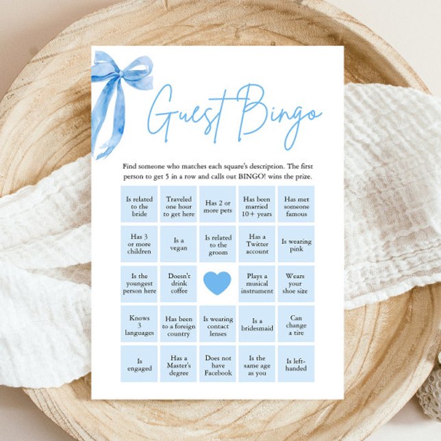 Invitación Blue Bow Encuentra el juego de ducha de novias de  (Modern Watercolor Dusty Blue Bow Find the Guest Bingo Bridal Shower Game)