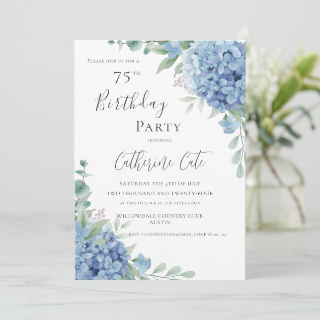 Invitación Blue Hydrangea Floral Elegant 75th Birthday (Anverso de pie)