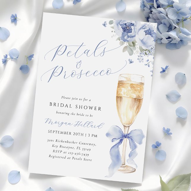Invitación Blue Petals and Prosecco Bridal Shower Invitation (Subido por el creador)
