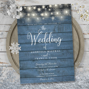 Invitación Blue Rustic Wood Winter Snow String Lights Boda