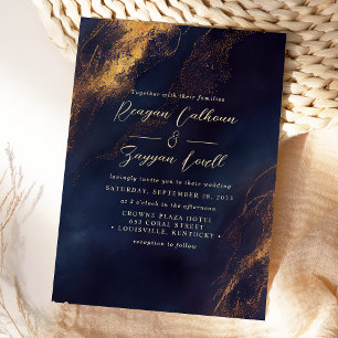 Invitación Boda abstracta de caligrafía en azul marino y dora