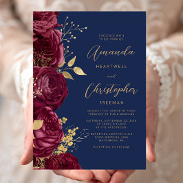Invitación Boda azul marino con flores de Borgoña y escritura