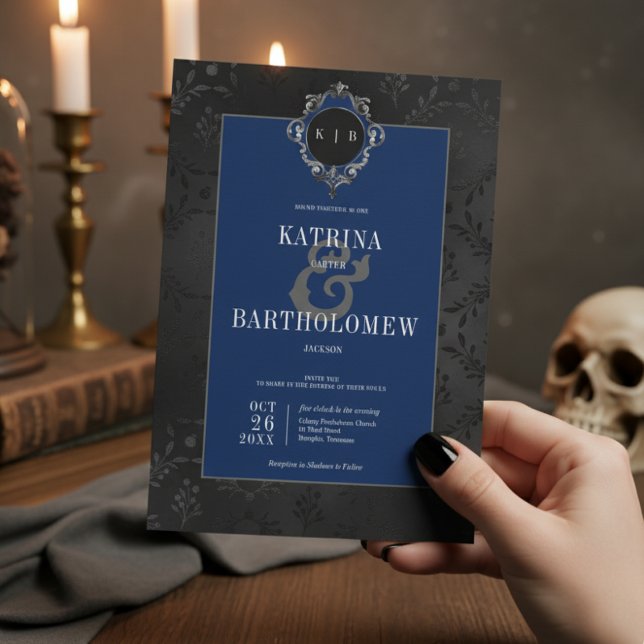 Invitación Boda azul oscuro gótico negro floral satinado Dama (Subido por el creador)