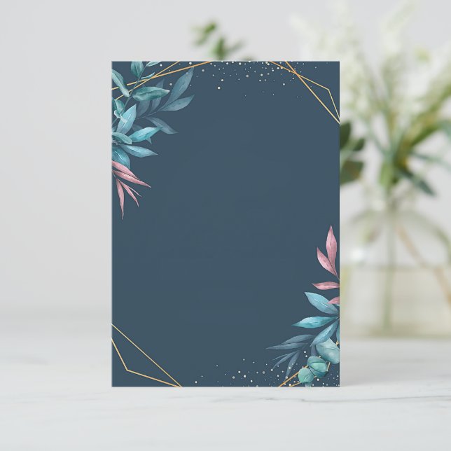 Invitación Boda botánico azul y rosa de presupuesto en blanco (Anverso de pie)