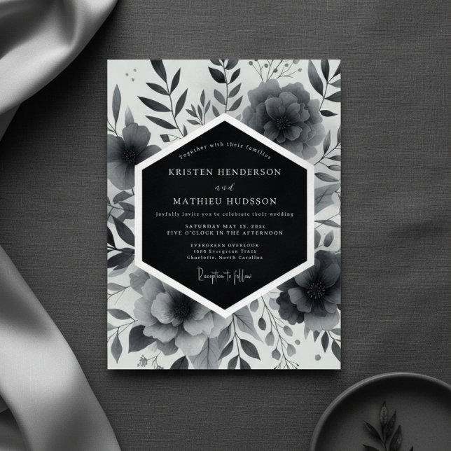 Invitación Boda caprichosa floral de carbón malhumorado (Subido por el creador)