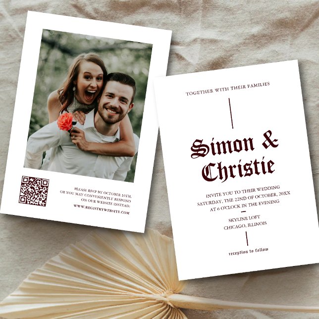 Invitación Boda Código QR Foto Vintage Burgundy Blanco (Vintage white and burgundy photo QR code invitation blends classic charm with modern ease.)