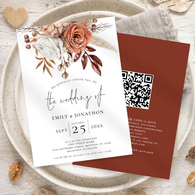 Invitación Boda con código QR de flores de terracota rústica (Front and back view)