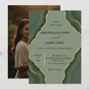 Invitación Boda con foto de geoda dorada en verde salvia