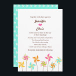 Invitación Boda con temas coloridos del volante<br><div class="desc">Una variedad de pinzas de colores pastel sobre palos son las estrellas de este conjunto de invitación a la boda dulce para que puedas anunciar tu compromiso o boda en un divertido estilo retro.</div>