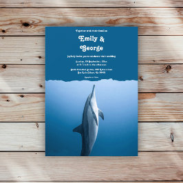 Invitación Boda Costera de Delfín Bajo el Mar Azul Marino