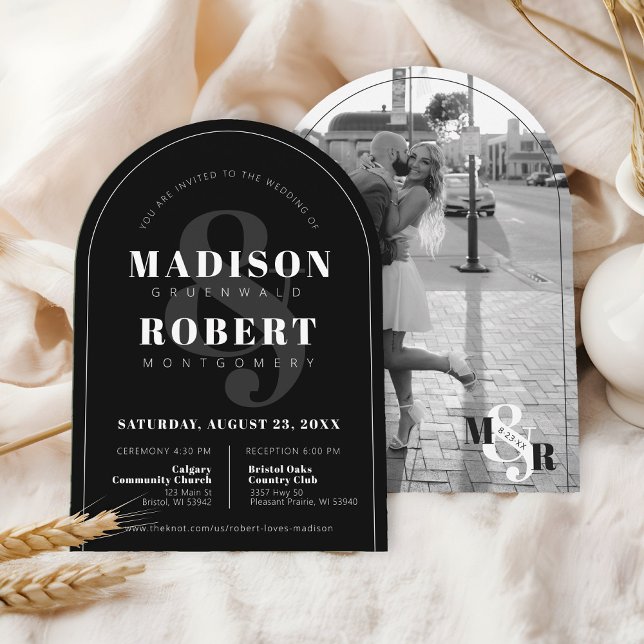 Invitación Boda de arcos fotográficos de Ampersand blanco y n (Modern, simple, elegant black and white photo arch shape classic photo monogram arch wedding invite)