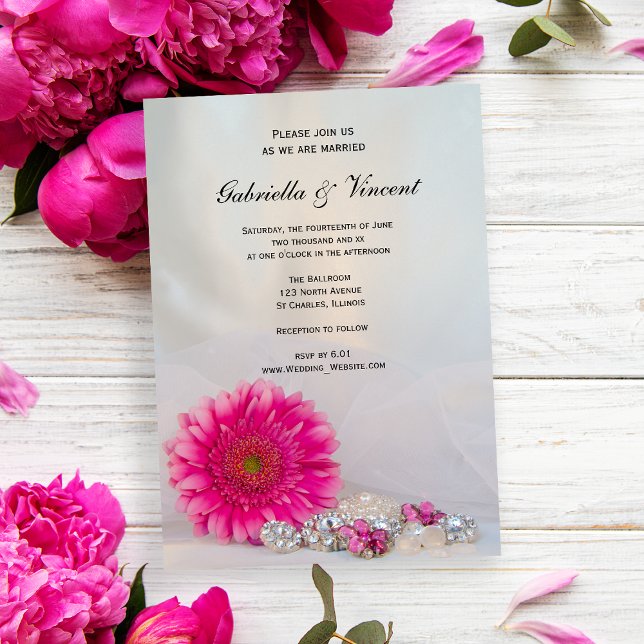 Invitación Boda de Botones y Daisy Pink Gerber (Invite guests to your marriage ceremony with the pretty Pink Daisy and Buttons Wedding Invitation.)