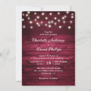 Invitación Boda de Burgundy Rustic Wood String Lights