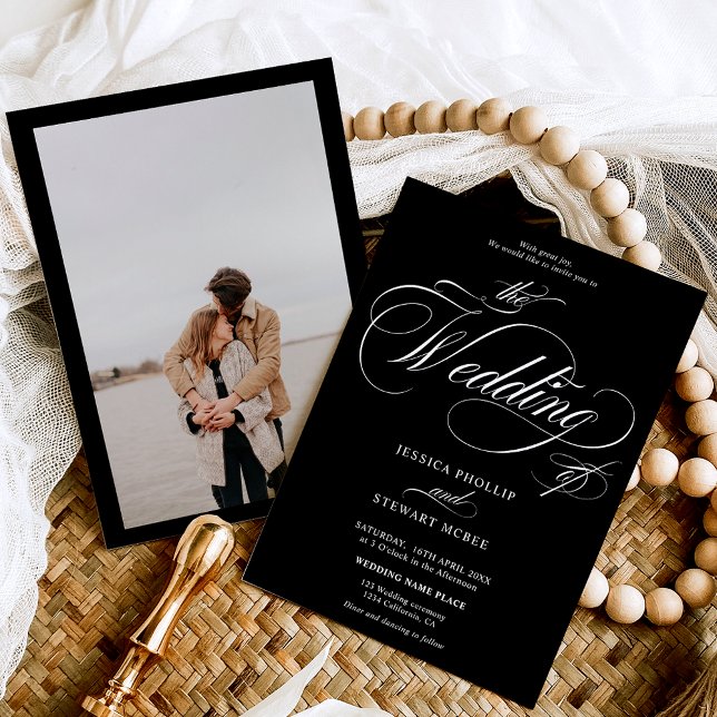 Invitación boda de caligrafía fotográfica en blanco y negro d (Chic white black photo calligraphy wedding invitation)