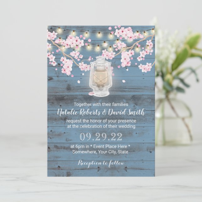 Invitación Boda de cerezo en flor de Lantern Dusty Blue Barn (Anverso de pie)