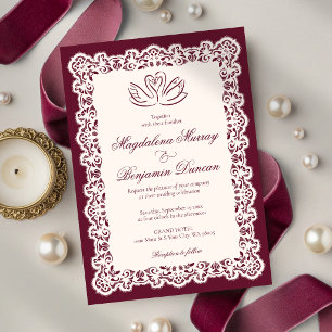 Invitación Boda de cisnes burgundy elegante encaje marfil vin
