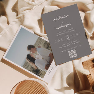Invitación Boda de código QR de foto gris en guión moderno