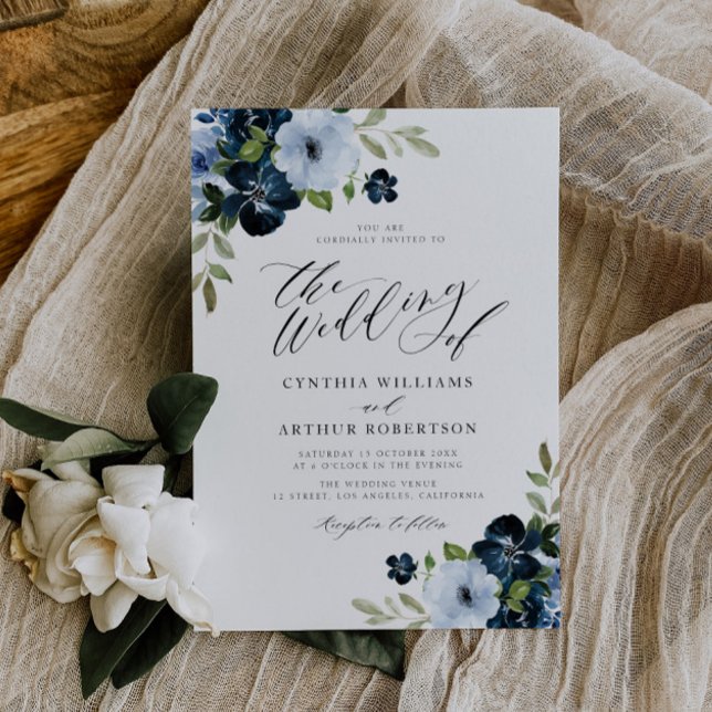 Invitación Boda de escritura floral azul claro y naval (Subido por el creador)