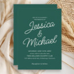 Invitación Boda de escritura moderna de marfil verde esmerald<br><div class="desc">Esta profunda invitación a una boda verde esmeralda combina la elegancia atemporal con la simplicidad moderna. El elegante guión de los nombres de la pareja añade un toque romántico, mientras que el blanco limpio y el diseño mínimo hacen que este diseño sea perfecto para bodas formales, temas botánicos o celebraciones...</div>