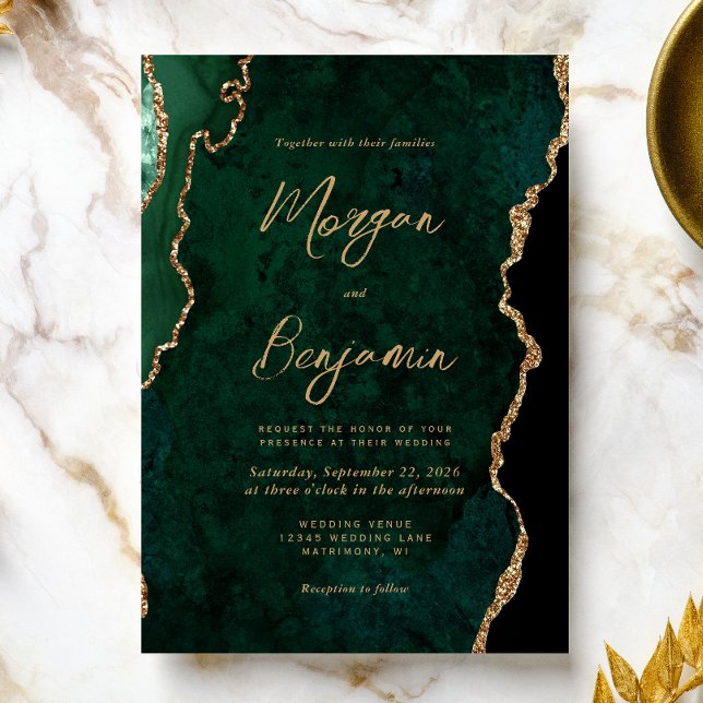 Invitación Boda de escritura moderna sobre el ápice verde esm (An ideal choice for an emerald green and gold themed wedding.)