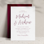 Invitación Boda de escritura simple de borgoña<br><div class="desc">Las invitaciones minimalistas a la boda con sus nombres mostrados en un sencillo guión en burdeos con los detalles de su boda que se muestran a continuación. La invitación vuelve a un sólido fondo burdeos.</div>