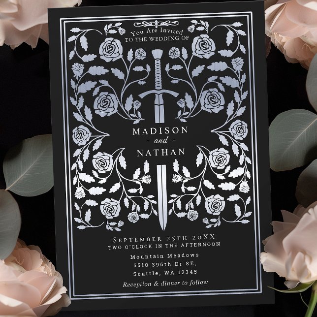 Invitación Boda de espadas plateadas Royal Medieval Black (Subido por el creador)