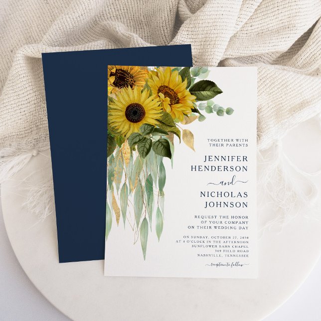 Invitación Boda de Eucalipto floral floral azul de la marina (Navy Blue Floral Sunflower Eucalyptus Wedding Invitation)