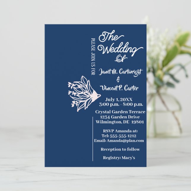 Invitación Boda de Flor Blanca Elegante y Azul Real (Anverso de pie)