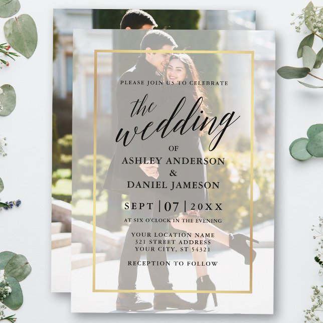Invitación Boda de fotografía de marco dorado de caligrafía m (Customize to change your personalized text size or text style.)