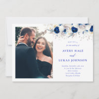 Boda de fotografía floral blanca y azul de Royal M
